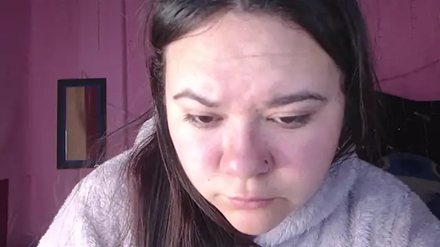 NikkiRous  online show from September 12, 2025, 10:48 am