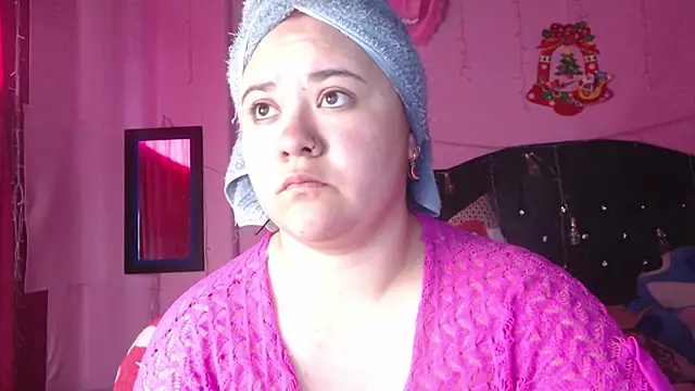 NikkiRous  online show from October 31, 2025, 12:57 pm