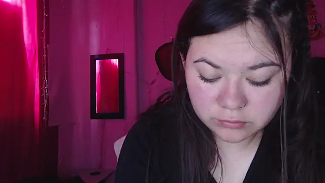 NikkiRous  online show from October 2, 2025, 2:31 pm