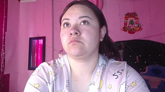 NikkiRous  online show from November 28, 2025, 1:00 pm