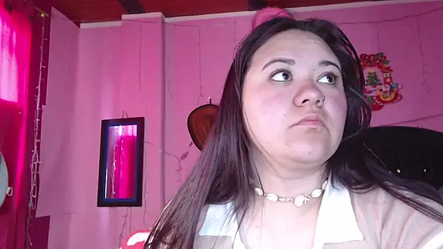 NikkiRous  online show from December 3, 2025, 1:54 pm