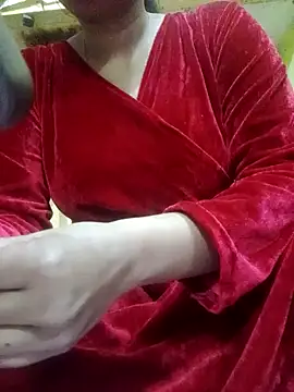 Snapshot of Im_Cute chatting on February 19, 2025, 7:05 pm Im Cute online show from February 19, 2025, 7:05 pm