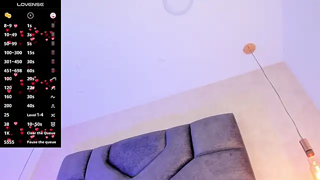 AilishBenson online show from October 17, 2025, 7:48 pm