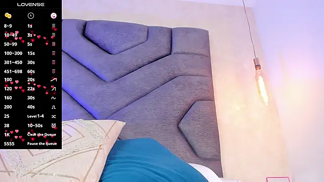 AilishBenson online show from October 25, 2025, 7:25 pm