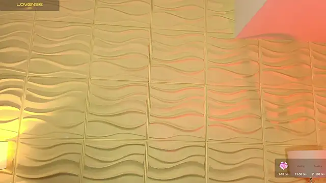 Snapshot of EvaaFoxxy1 chatting on October 19, 2025, 4:32 pm EvaaFoxxy1 online show from October 19, 2025, 4:32 pm