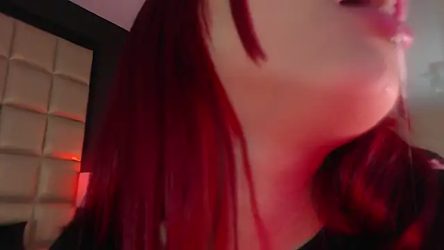 Snapshot of EvaaFoxxy1 chatting on February 23, 2025, 12:05 pm EvaaFoxxy1 online show from February 23, 2025, 12:05 pm