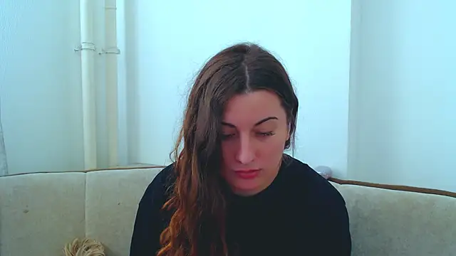 Helen Adams  online show from February 5, 2025, 8:32 am