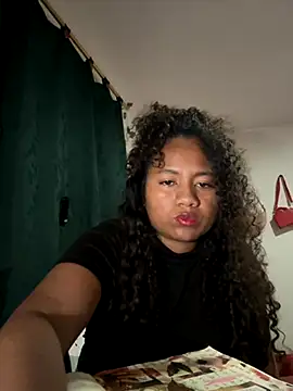 Snapshot of ChanelMillers_ chatting on September 28, 2025, 2:29 am ChanelMillers online show from September 28, 2025, 2:29 am
