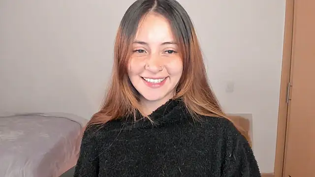 annie mora online show from October 19, 2025, 4:37 am