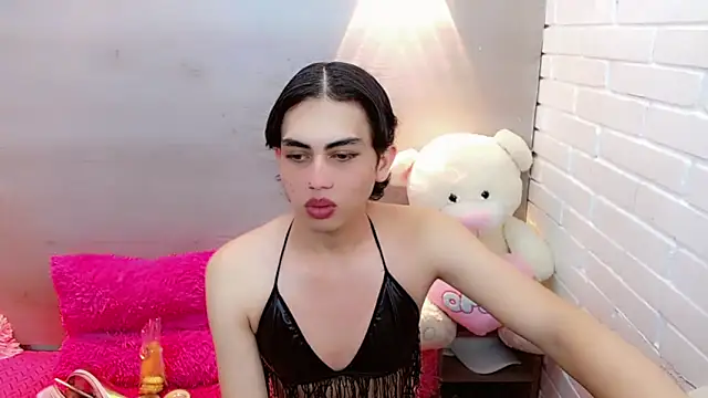 Daniela Pink  online show from September 30, 2025, 7:42 pm