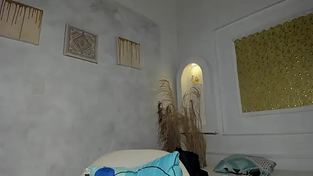 Tahira 21  online show from October 7, 2025, 7:26 pm