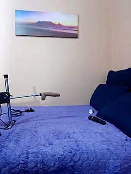 Fantasy1976 online show from October 14, 2025, 8:37 am