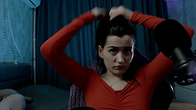 Snapshot of KiraYammy chatting on February 24, 2026, 10:32 pm KiraYammy online show from February 24, 2026, 10:32 pm