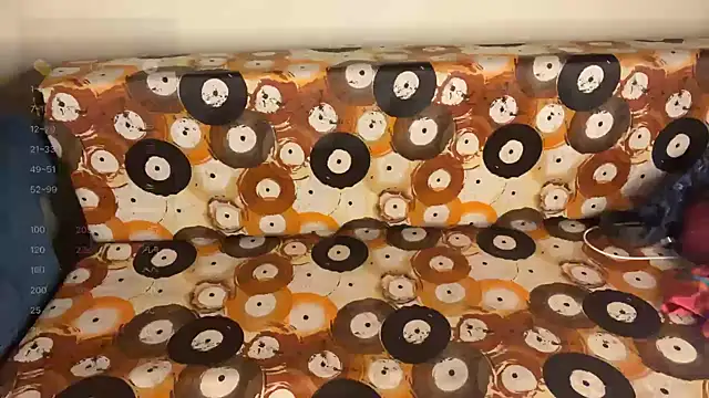 shuhana  online show from October 14, 2025, 4:40 pm