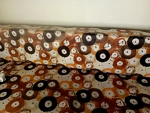 shuhana  online show from October 29, 2025, 1:04 am