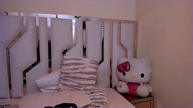 Snapshot of TifanyChill chatting on November 27, 2025, 7:03 pm TifanyChill online show from November 27, 2025, 7:03 pm