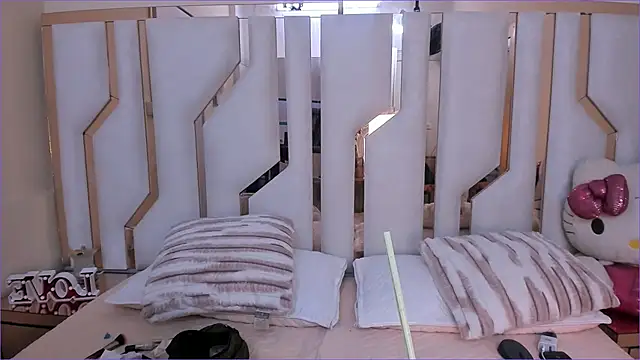 Snapshot of TifanyChill chatting on November 25, 2025, 7:03 pm TifanyChill online show from November 25, 2025, 7:03 pm