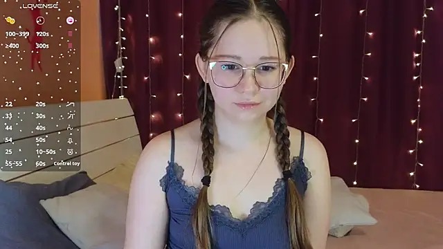 Snapshot of AnastasiiaFox chatting on December 20, 2025, 7:55 am AnastasiiaFox online show from December 20, 2025, 7:55 am