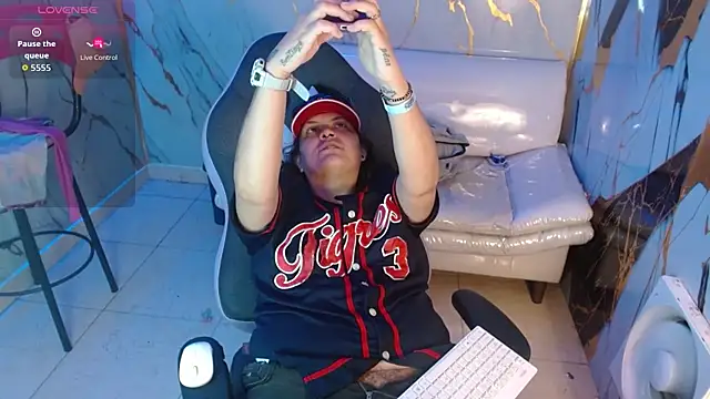 snowflake xxx online show from January 18, 2026, 4:16 am