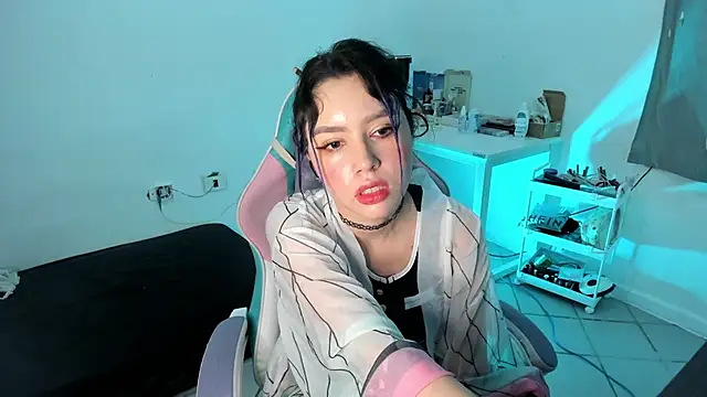 Snapshot of WandaDoll chatting on March 18, 2025, 2:50 pm WandaDoll online show from March 18, 2025, 2:50 pm