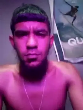 Upstigerlo online show from December 4, 2025, 6:40 pm