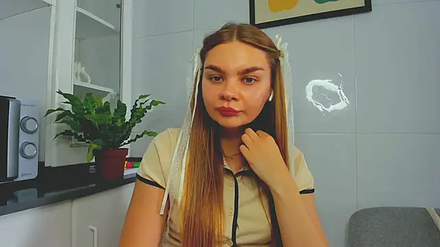 Snapshot of Molly_sweetie chatting on June 12, 2026, 1:09 pm Molly sweetie online show from June 12, 2026, 1:09 pm