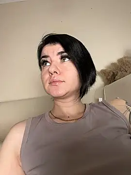 Snapshot of VivatKari chatting on November 26, 2025, 2:00 am VivatKari online show from November 26, 2025, 2:00 am