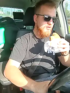 Sweet bear69 online show from September 19, 2025, 1:15 pm