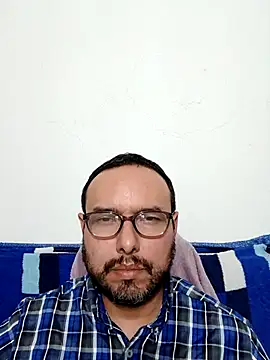 Snapshot of ElSunEagle chatting on January 10, 2026, 4:52 am ElSunEagle online show from January 10, 2026, 4:52 am