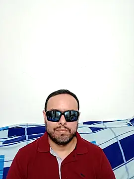 Snapshot of ElSunEagle chatting on April 30, 2026, 2:29 am ElSunEagle online show from April 30, 2026, 2:29 am