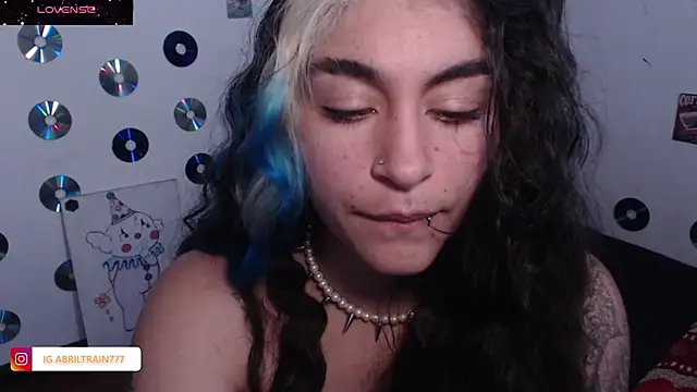 Snapshot of abril666 chatting on December 17, 2025, 3:06 pm abril666 online show from December 17, 2025, 3:06 pm