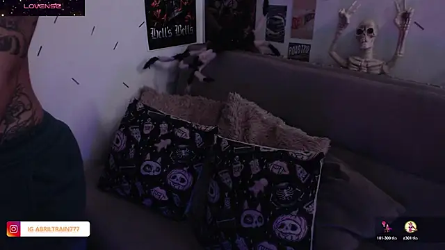 Snapshot of abril666 chatting on October 27, 2025, 4:30 pm abril666 online show from October 27, 2025, 4:30 pm