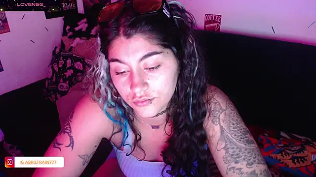 Snapshot of abril666 chatting on November 28, 2025, 6:19 pm abril666 online show from November 28, 2025, 6:19 pm