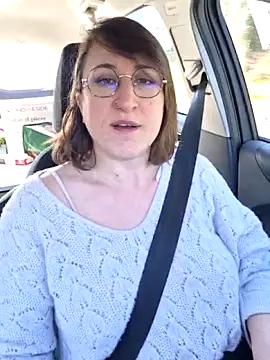 minierose online show from March 4, 2026, 9:50 am