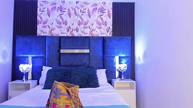 Snapshot of GiselOrtiz chatting on March 16, 2025, 9:49 am GiselOrtiz online show from March 16, 2025, 9:49 am