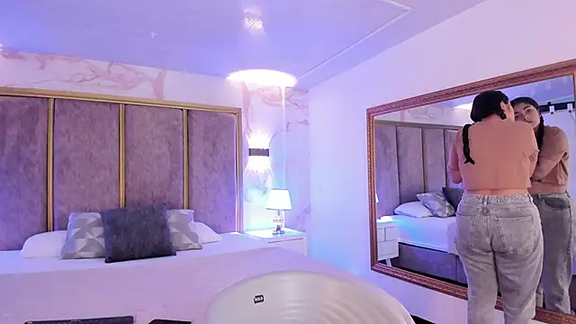 Snapshot of GiselOrtiz chatting on November 5, 2025, 10:51 am GiselOrtiz online show from November 5, 2025, 10:51 am