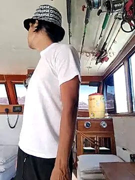 MX-SEX-FUN online show from April 5, 2026, 9:43 pm