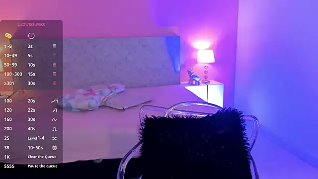 BlakmillerrGilson online show from November 8, 2025, 7:39 pm