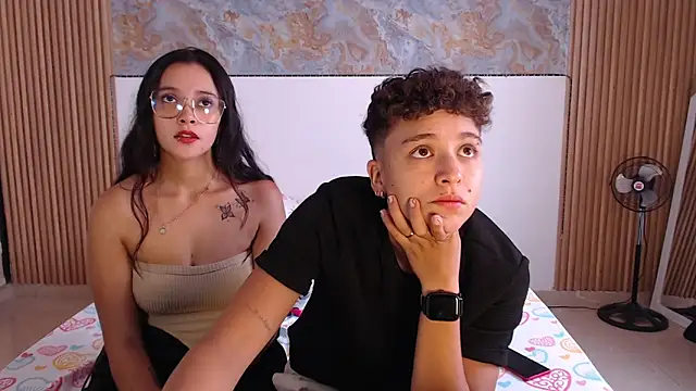 Snapshot of Antonella_Cruz02 chatting on October 9, 2025, 1:33 pm Antonella Cruz02 online show from October 9, 2025, 1:33 pm