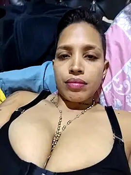 Snapshot of Dirty_Zoe chatting on January 10, 2026, 2:29 am Dirty Zoe online show from January 10, 2026, 2:29 am