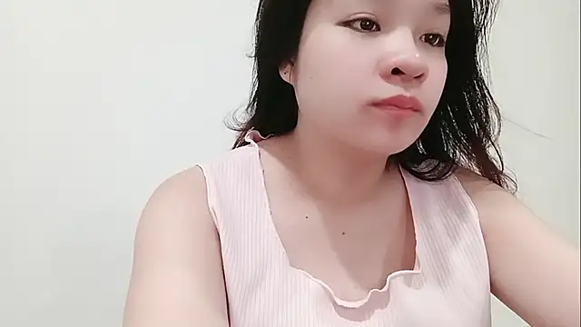 Snapshot of Milajinxi chatting on May 18, 2026, 1:06 am Milajinxi online show from May 18, 2026, 1:06 am