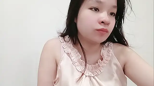 Snapshot of Milajinxi chatting on May 7, 2026, 1:21 am Milajinxi online show from May 7, 2026, 1:21 am
