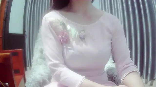 Yii-Ser online show from February 16, 2026, 7:01 pm