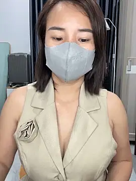 AnNa-99 online show from November 10, 2025, 6:18 am