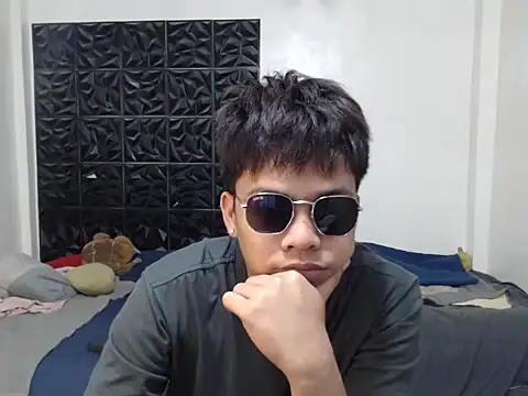 Snapshot of Prince_hottie chatting on October 14, 2025, 8:37 am Prince hottie online show from October 14, 2025, 8:37 am