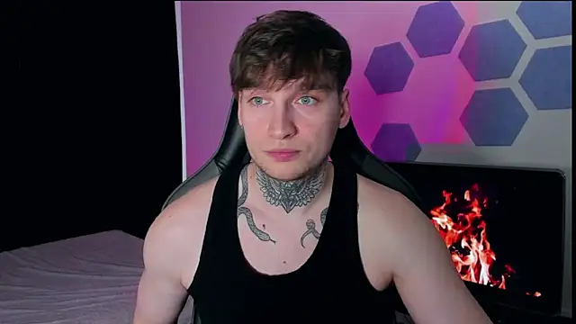 Chris Tyson online show from March 18, 2025, 4:18 am