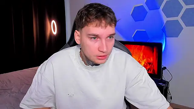 Chris Tyson online show from November 30, 2025, 7:53 am