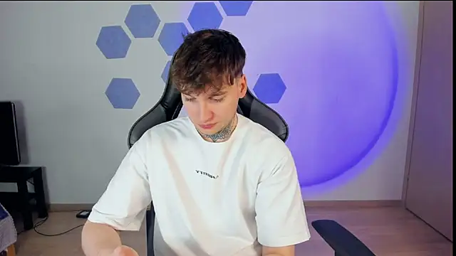 Chris Tyson online show from February 26, 2025, 1:00 pm