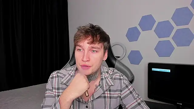 Chris Tyson online show from October 18, 2025, 12:34 am