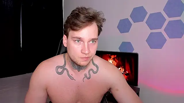 Snapshot of Chris_Tyson chatting on May 17, 2026, 8:14 am Chris Tyson online show from May 17, 2026, 8:14 am